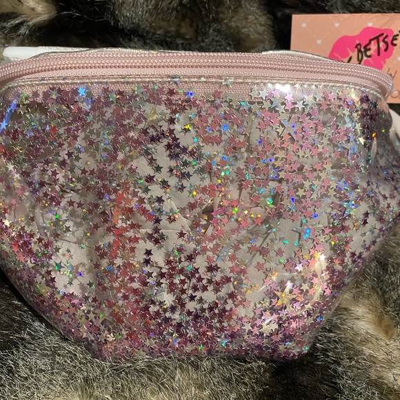 Betsey Johnson Fannypack - Picture 2 of 6